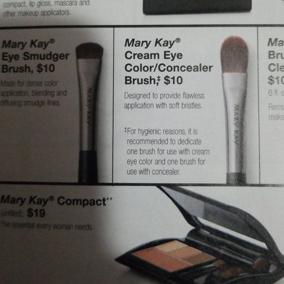 Mary Kay Cream Eye Color/ Concealer brush - Picture 2 of 2
